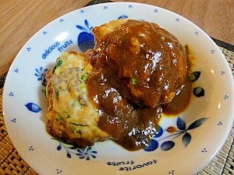 簡単にルクエで鯖のハンバーグ　カレー煮込み